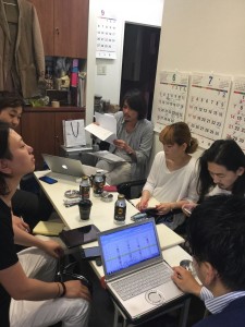 朝の会議